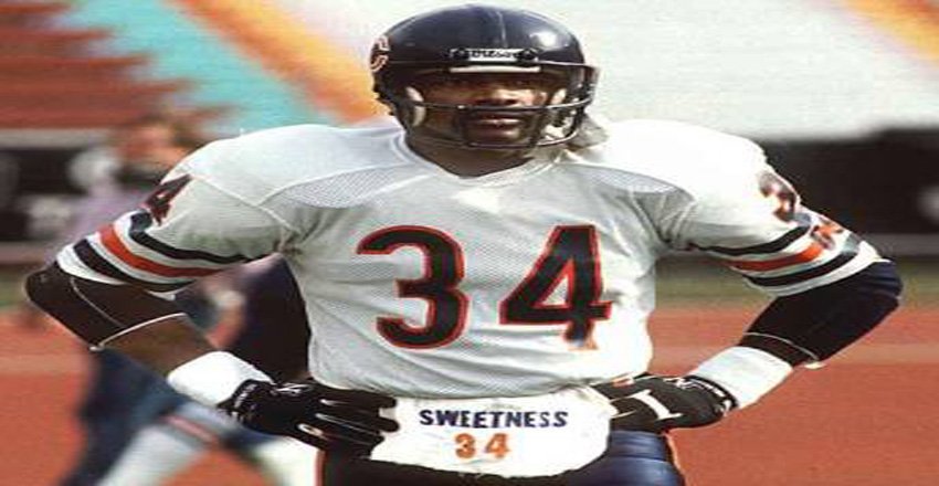 Top 10 Greatest NFL Players Of All Time